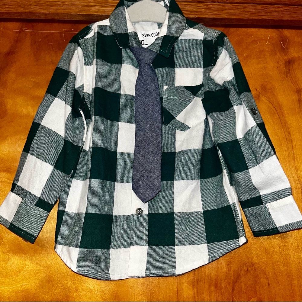 Green and White Plaid Shirt with Removeable Tie
